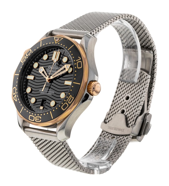 Omega Seamaster Diver 300m 210.22.42.20.01.002